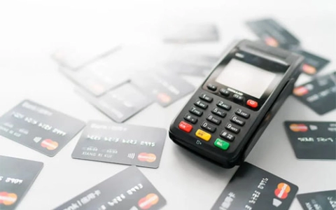 贷记卡怎么刷POS机的钱（怎么使用贷记卡）